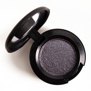 mac dazzleshadow feel the fever eye shadow